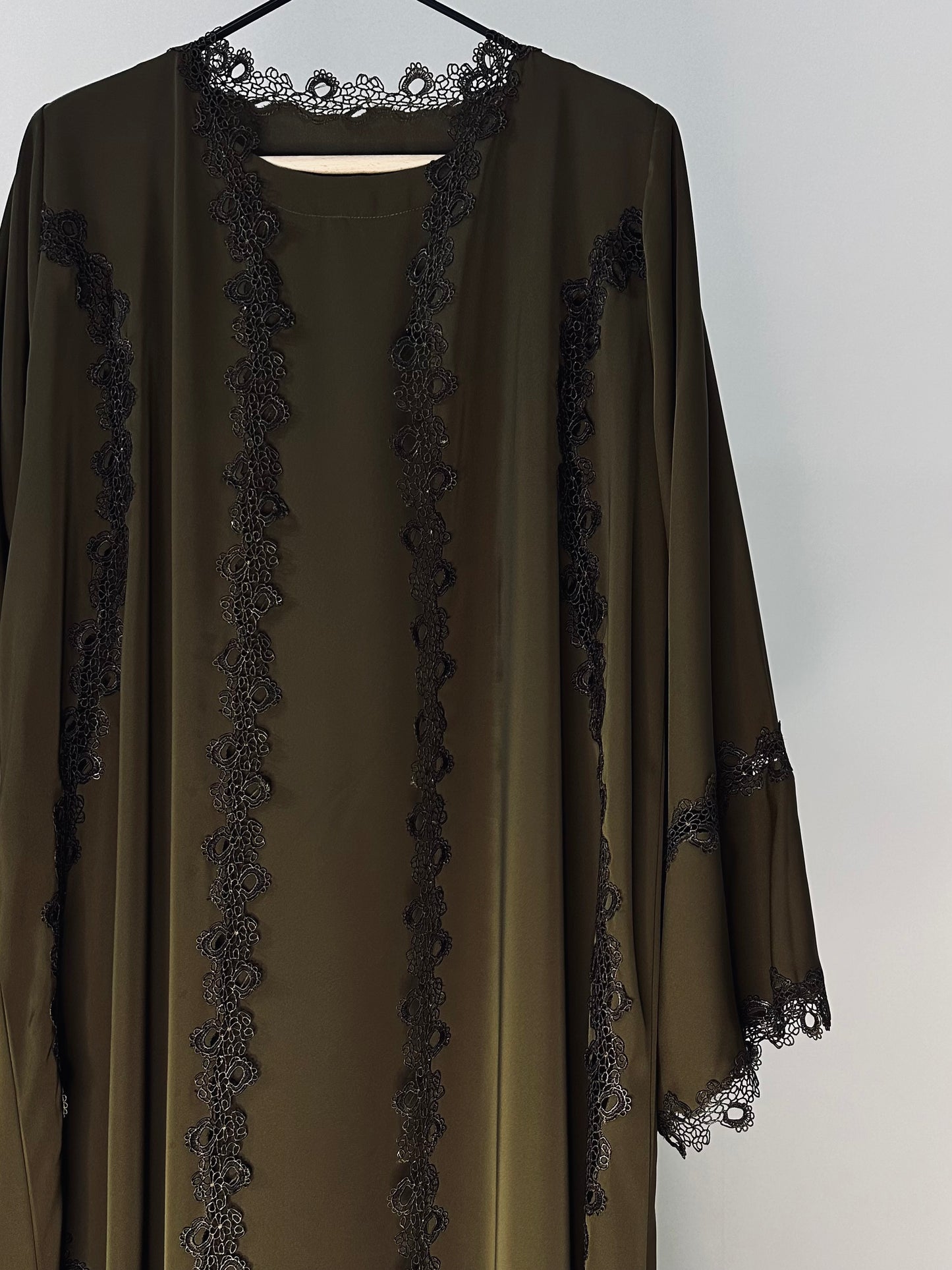 Olive Abaya