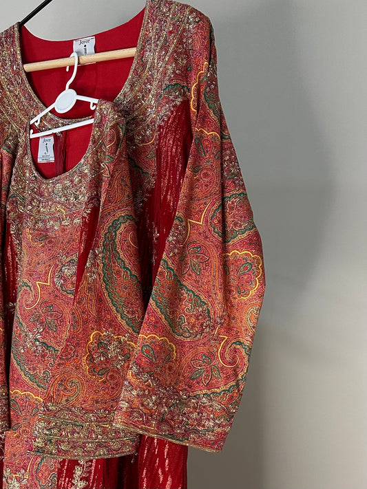 ميزع 👧🏻🇦🇪